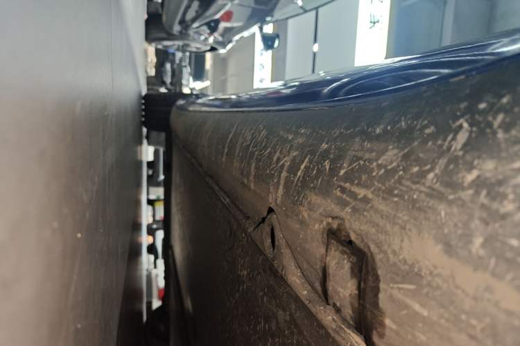 Used Tesla Model 3 2020 Standard Range Rear-Wheel Drive Upgraded Version Left Side Sill