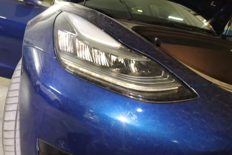 Used Tesla Model 3 2020 Standard Range Rear-Wheel Drive Upgraded Version Right Front Headlight