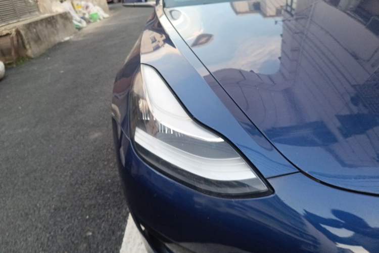 Used Tesla Model 3 2020 Revised Version Standard Range Rear-Wheel Drive – Upgraded Edition Right Front Headlight