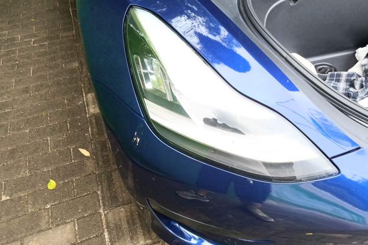 Used Tesla Model 3 2020 Revised Version Standard Range Rear-Wheel Drive – Upgraded Edition Right Front Headlight