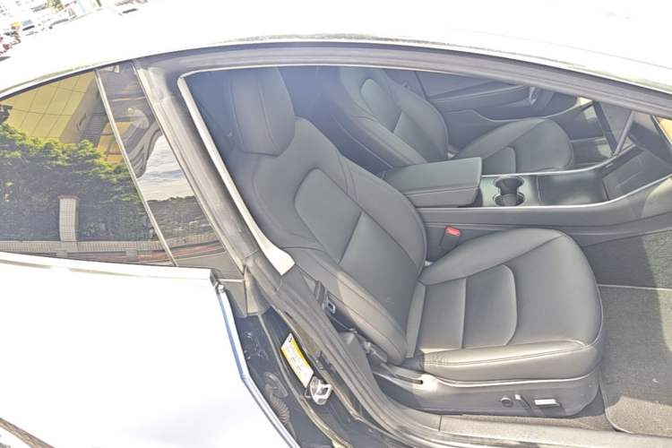 Used Tesla Model 3 2020 Revised Version Standard Range Rear-Wheel Drive – Upgraded Edition Right Front Seat