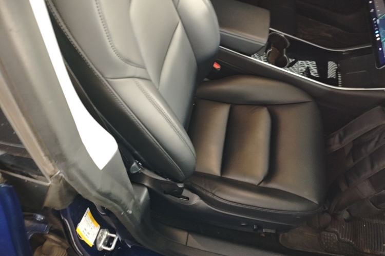 Used Tesla Model 3 2020 Standard Range Rear-Wheel Drive Upgraded Version Right Front Seat