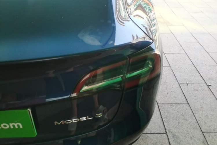 Used Tesla Model 3 2020 Standard Range Rear-Wheel Drive Upgraded Version Right Rear Taillight