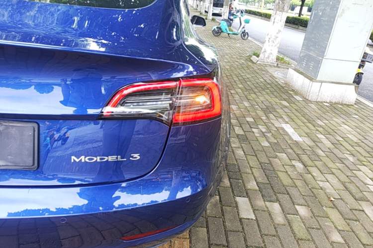 Used Tesla Model 3 2020 Refreshed Version Long-Range Rear-Wheel Drive Right Rear Taillight