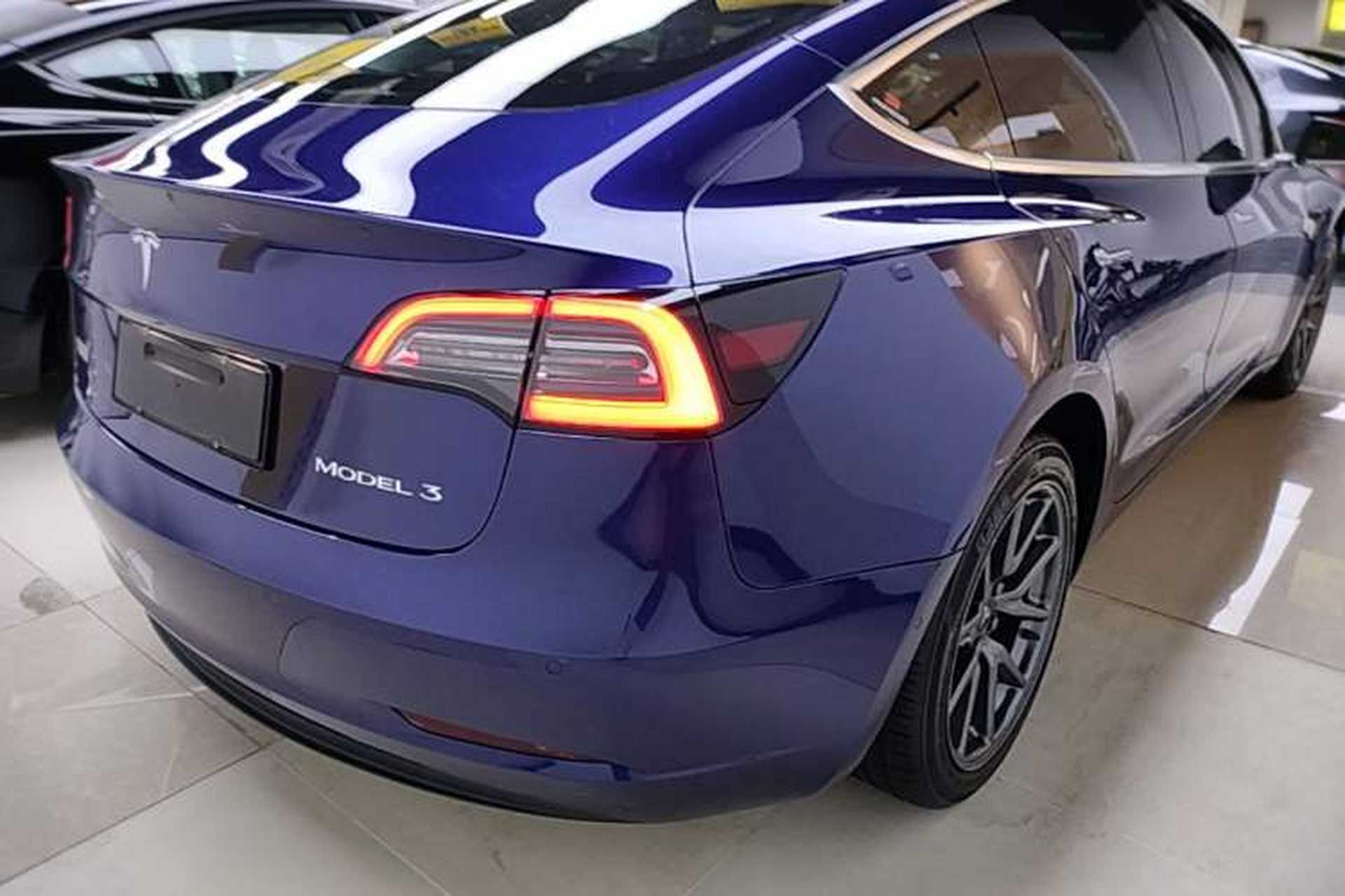 Used Tesla Model 3 2020 Standard Range Rear-Wheel Drive Upgraded Version Right Rear Taillight