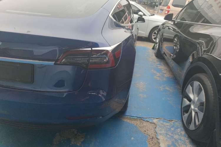Used Tesla Model 3 2020 Refreshed Version Long-Range Rear-Wheel Drive Right Rear Taillight