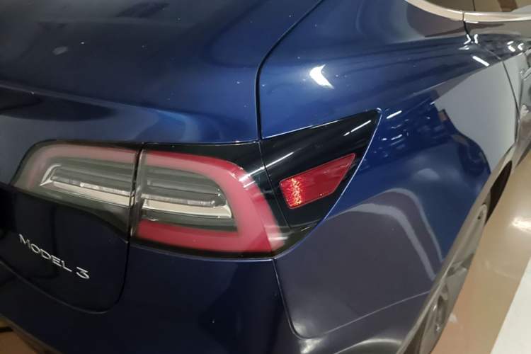 Used Tesla Model 3 2020 Refreshed Version Long-Range Rear-Wheel Drive Right Rear Taillight