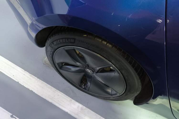 Used Tesla Model 3 2020 Refreshed Version Long-Range Rear-Wheel Drive Right Rear Wheel Hub