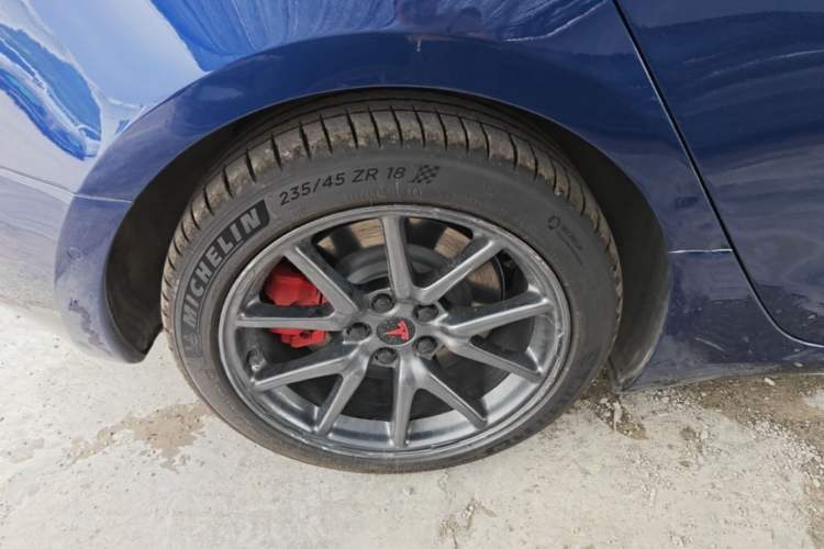 Used Tesla Model 3 2020 Refreshed Version Long-Range Rear-Wheel Drive Right Rear Wheel Hub