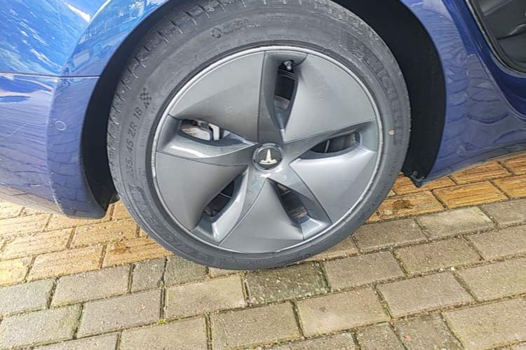Used Tesla Model 3 2020 Refreshed Version Long-Range Rear-Wheel Drive Right Rear Wheel Hub