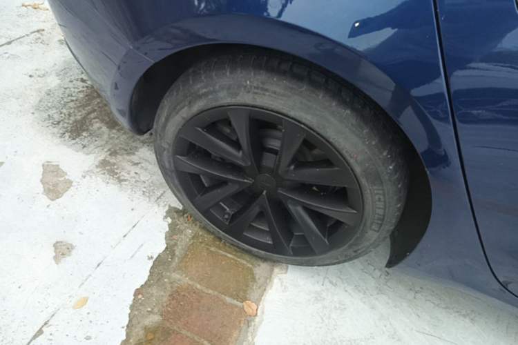 Used Tesla Model 3 2020 Standard Range Rear-Wheel Drive Upgraded Version Right Rear Wheel Hub