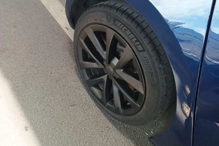 Used Tesla Model 3 2020 Standard Range Rear-Wheel Drive Upgraded Version Right Rear Wheel Hub