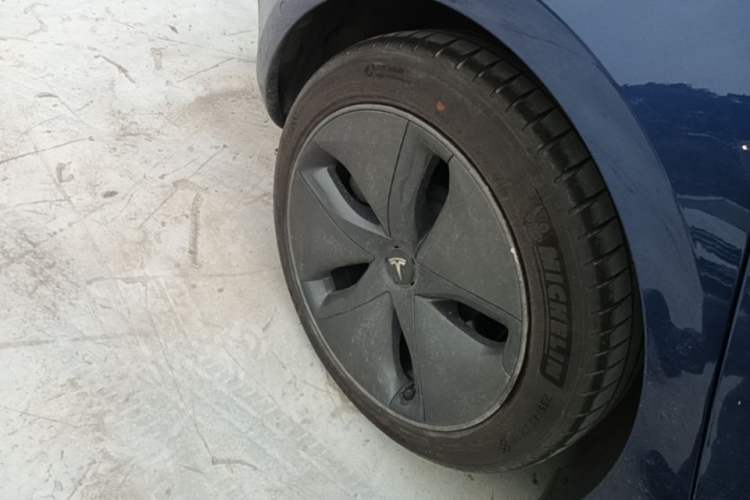 Used Tesla Model 3 2020 Standard Range Rear-Wheel Drive Upgraded Version Right Rear Wheel Hub