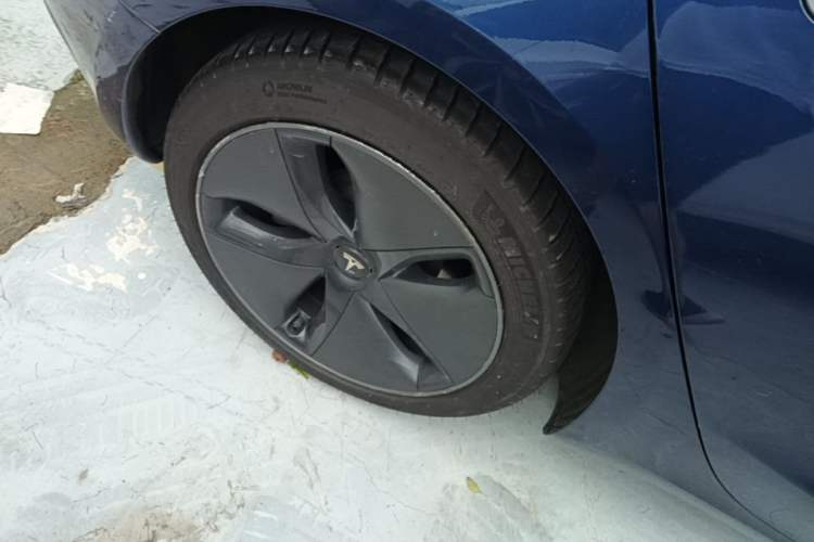 Used Tesla Model 3 2020 Refreshed Version Long-Range Rear-Wheel Drive Right Rear Wheel Hub