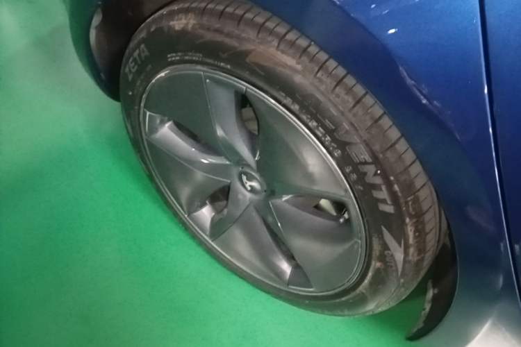 Used Tesla Model 3 2020 Standard Range Rear-Wheel Drive Upgraded Version Right Rear Wheel Hub