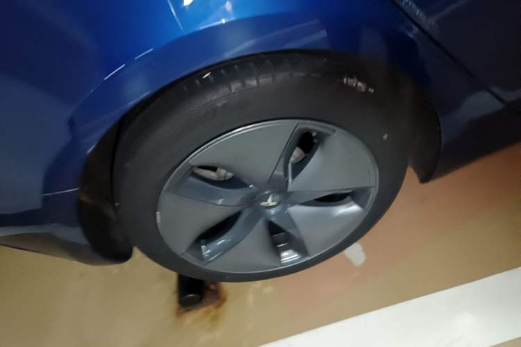 Used Tesla Model 3 2020 Refreshed Version Long-Range Rear-Wheel Drive Right Rear Wheel Hub