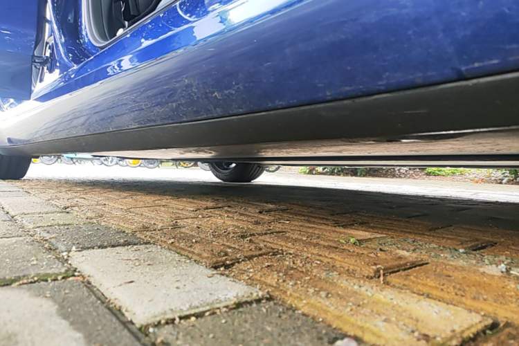 Used Tesla Model 3 2020 Refreshed Version Long-Range Rear-Wheel Drive Right Side Sill