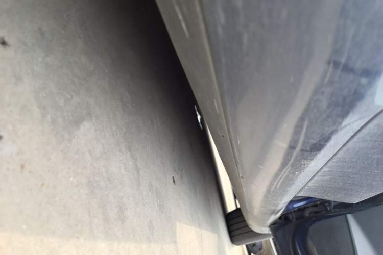Used Tesla Model 3 2020 Revised Version Standard Range Rear-Wheel Drive – Upgraded Edition Right Side Sill