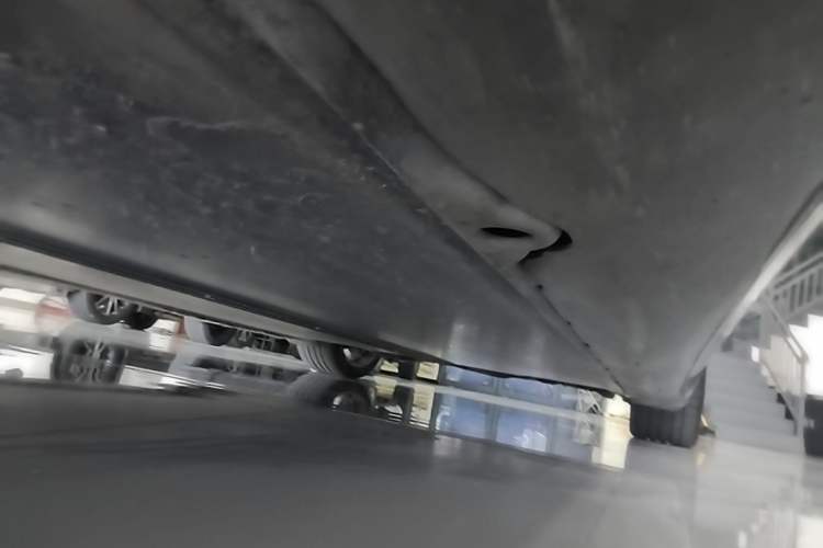 Used Tesla Model 3 2020 Standard Range Rear-Wheel Drive Upgraded Version Right Side Sill
