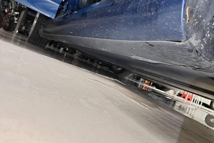 Used Tesla Model 3 2020 Standard Range Rear-Wheel Drive Upgraded Version Right Side Sill