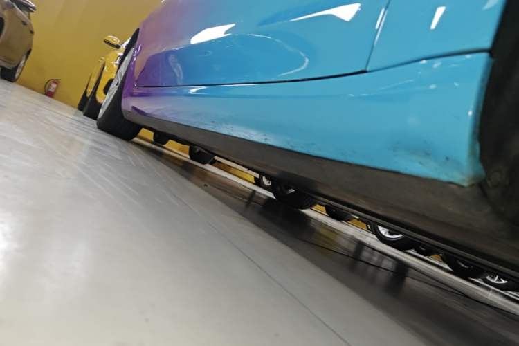 Used Tesla Model 3 2020 Refreshed Version Long-Range Rear-Wheel Drive Right Side Sill