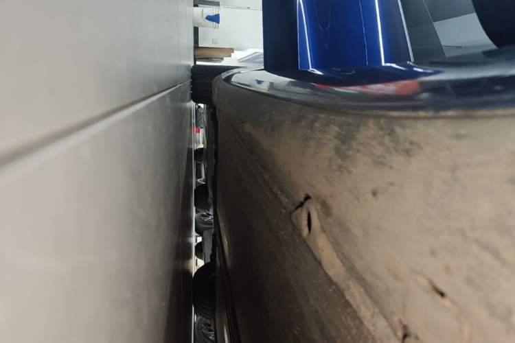 Used Tesla Model 3 2020 Standard Range Rear-Wheel Drive Upgraded Version Right Side Sill
