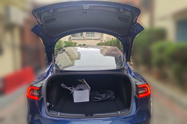 Used Tesla Model 3 2020 Revised Version Standard Range Rear-Wheel Drive – Upgraded Edition Trunk