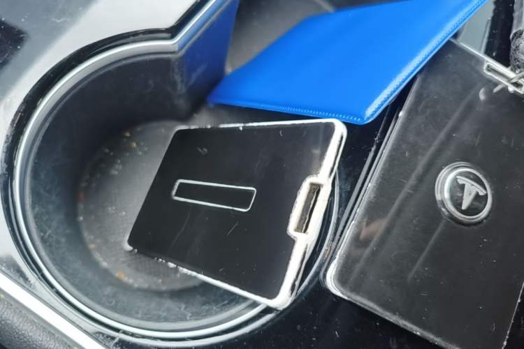 Used Tesla Model 3 2020 Standard Range Rear-Wheel Drive Upgraded Version Vehicle Key