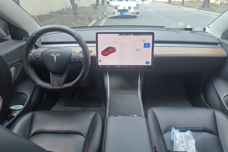 Used Tesla Model 3 2020 Revised Version Standard Range Rear-Wheel Drive – Upgraded Edition Center Console