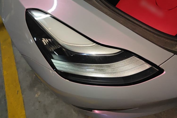 Used Tesla Model 3 2020 Revised Version Standard Range Rear-Wheel Drive – Upgraded Edition Right Front Headlight