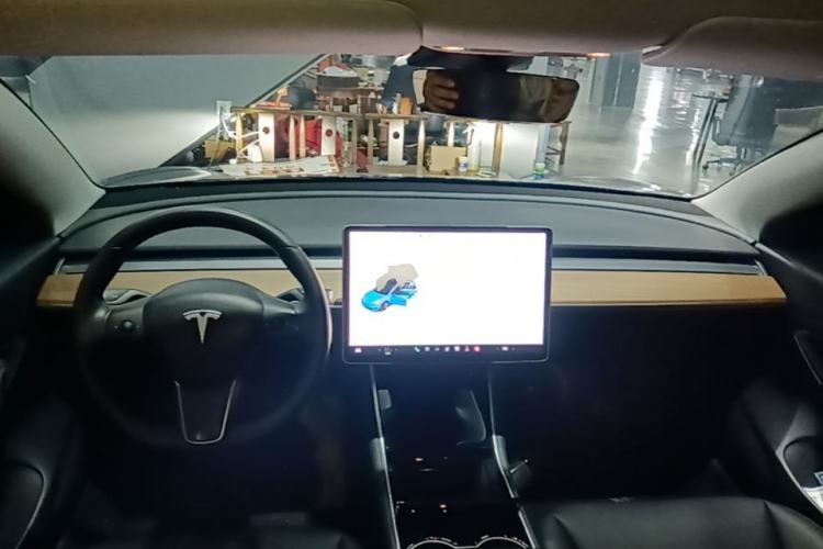 Used Tesla Model 3 2020 Refreshed Version Long-Range Rear-Wheel Drive Center Console
