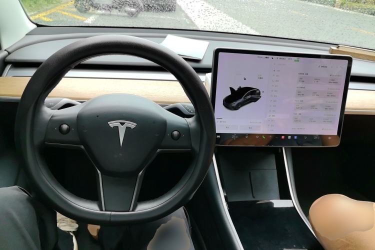 Used Tesla Model 3 2020 Refreshed Version Long-Range Rear-Wheel Drive Center Console
