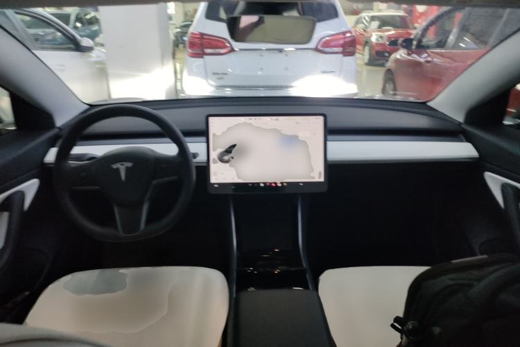 Used Tesla Model 3 2020 Revised Version Standard Range Rear-Wheel Drive – Upgraded Edition Center Console
