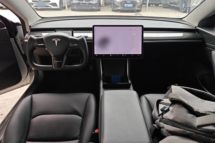 Used Tesla Model 3 2020 Revised Version Standard Range Rear-Wheel Drive – Upgraded Edition Center Console