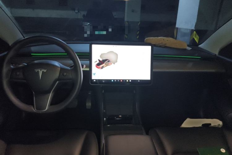 Used Tesla Model 3 2020 Revised Version Standard Range Rear-Wheel Drive – Upgraded Edition Center Console