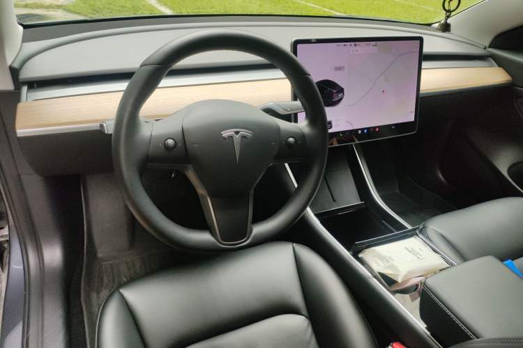 Used Tesla Model 3 2020 Standard Range Rear-Wheel Drive Upgraded Version Center Console