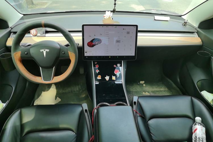 Used Tesla Model 3 2020 Refreshed Version Long-Range Rear-Wheel Drive Center Console