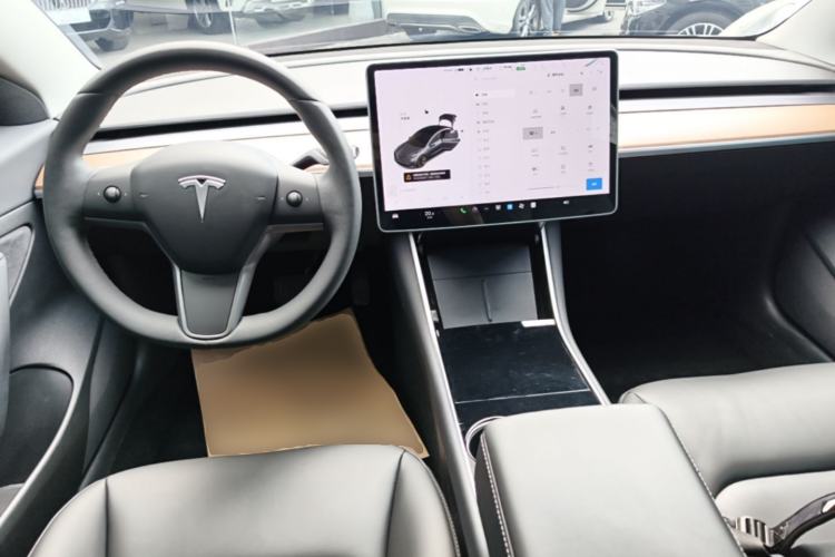 Used Tesla Model 3 2020 Refreshed Version Long-Range Rear-Wheel Drive Center Console