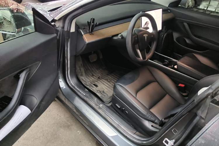 Used Tesla Model 3 2020 Revised Version Standard Range Rear-Wheel Drive – Upgraded Edition Driver Seat