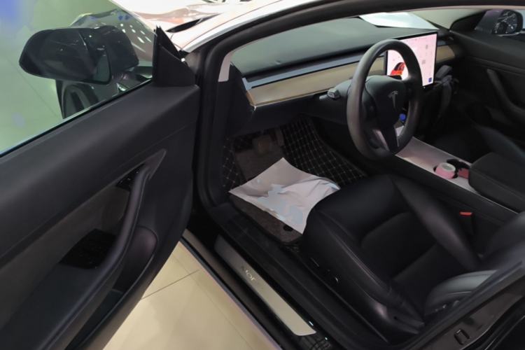 Used Tesla Model 3 2020 Revised Version Standard Range Rear-Wheel Drive – Upgraded Edition Driver Seat