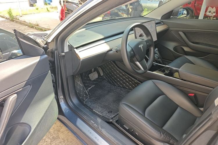 Used Tesla Model 3 2020 Revised Version Standard Range Rear-Wheel Drive – Upgraded Edition Driver Seat