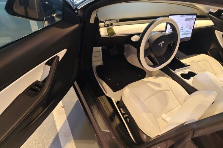 Used Tesla Model 3 2020 Revised Version Standard Range Rear-Wheel Drive – Upgraded Edition Driver Seat