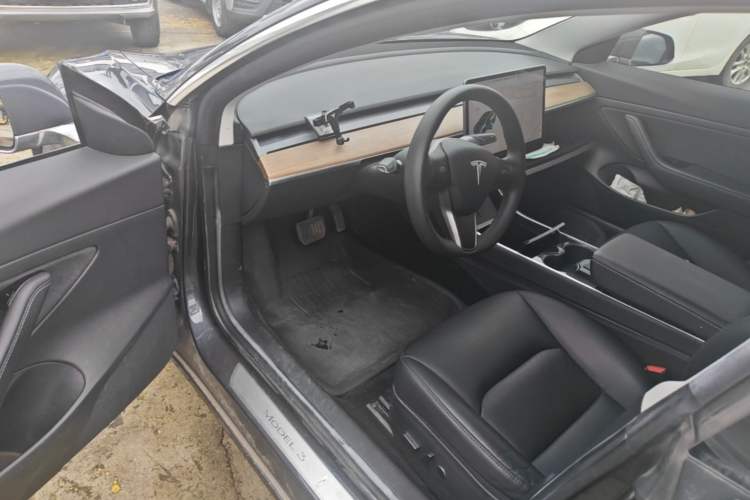Used Tesla Model 3 2020 Revised Version Standard Range Rear-Wheel Drive – Upgraded Edition Driver Seat