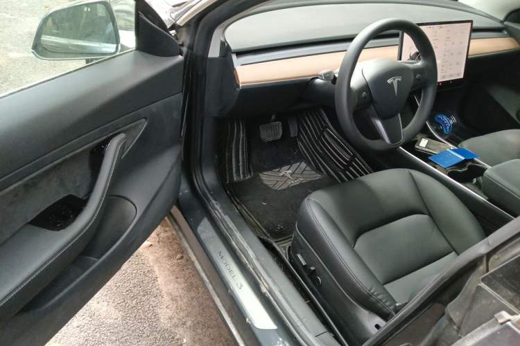 Used Tesla Model 3 2020 Revised Version Standard Range Rear-Wheel Drive – Upgraded Edition Driver Seat