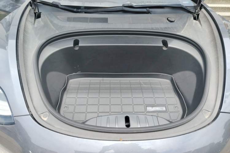 Used Tesla Model 3 2020 Revised Version Standard Range Rear-Wheel Drive – Upgraded Edition Engine Bay