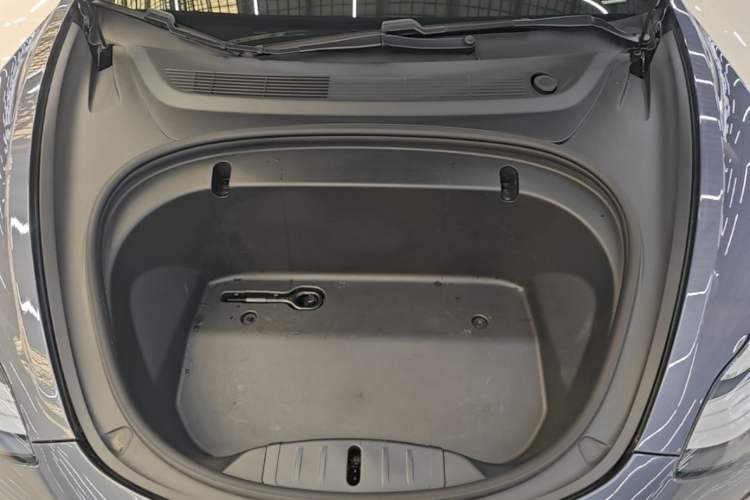 Used Tesla Model 3 2020 Revised Version Standard Range Rear-Wheel Drive – Upgraded Edition Engine Bay