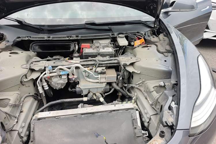 Used Tesla Model 3 2020 Refreshed Version Long-Range Rear-Wheel Drive Engine Bay Left