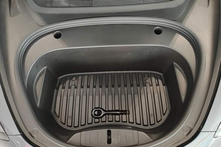 Used Tesla Model 3 2020 Revised Version Standard Range Rear-Wheel Drive – Upgraded Edition Engine Bay