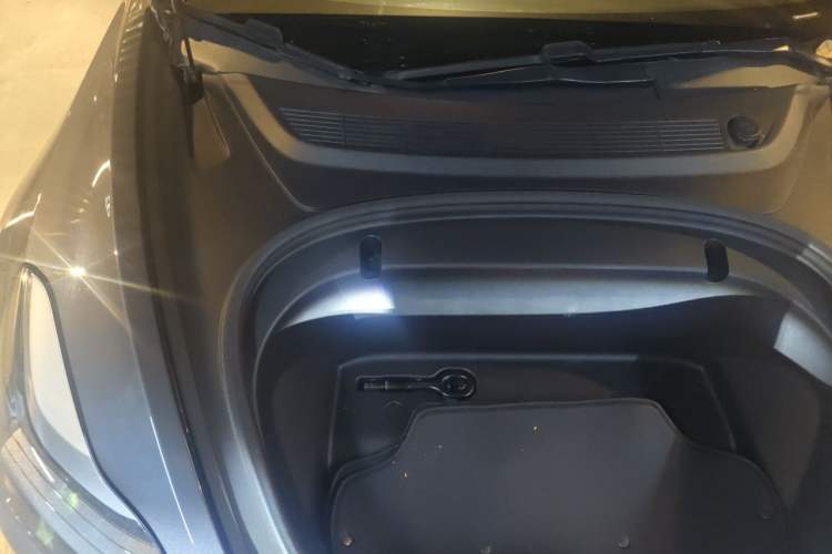 Used Tesla Model 3 2020 Revised Version Standard Range Rear-Wheel Drive – Upgraded Edition Engine Bay Right