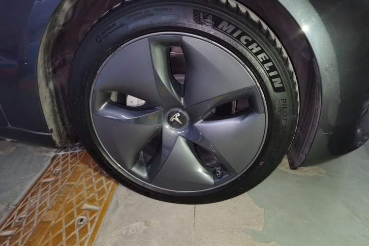 Used Tesla Model 3 2020 Standard Range Rear-Wheel Drive Upgraded Version Exterior 1